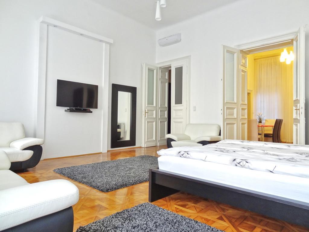 Erzsebet Boulevard Apartment Boedapest Kamer foto